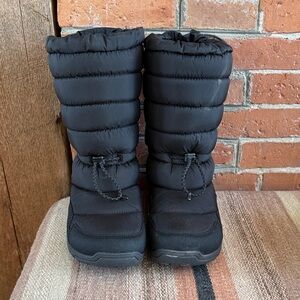 Xero Shoes Barefoot Alpine Pull On